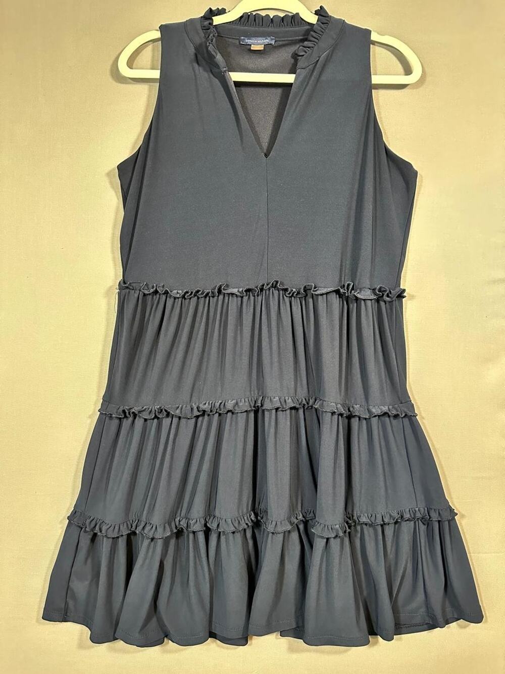 Tommy Hilfiger Women 8 Dress Navy Solid Sleeveless V-Neck Tiered Ruffled Lined